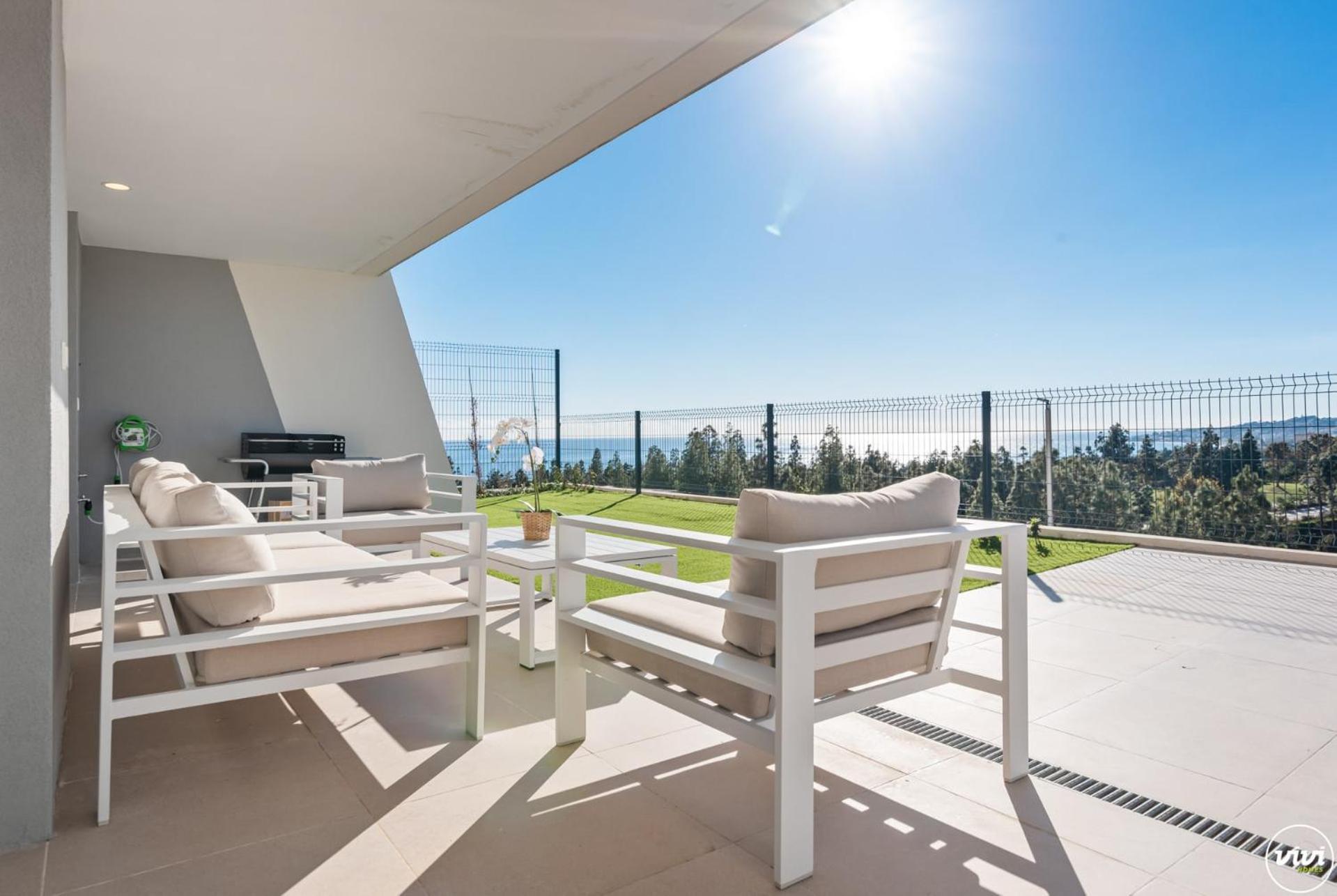El Faro Vivi Homes - Elies House Pool, Gym, Spa & Sea View מראה חיצוני תמונה